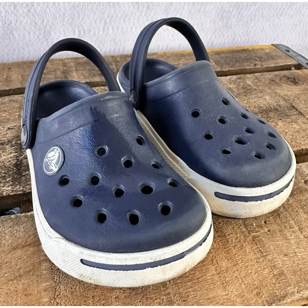 Crocs Classic Unisex Kids Clogs - Size 8/9 Navy Blue